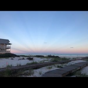 Meet your Posher, Mia